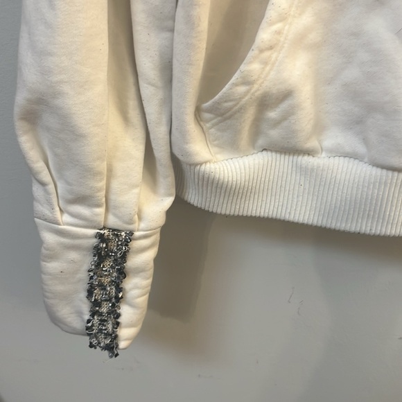 Classy Women's Hoodie - Size L - Picture 4 of 5